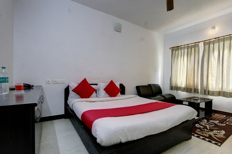 Oyo 46168 Sky Hotels