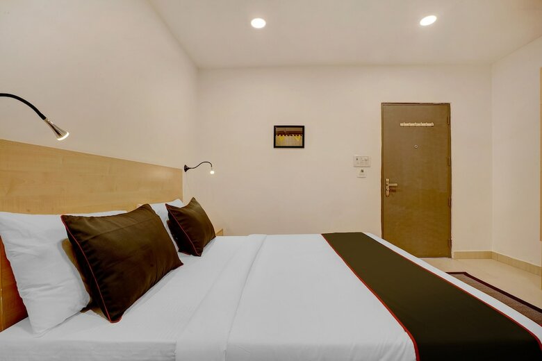 Hotel Collection O 37472 Sector 44