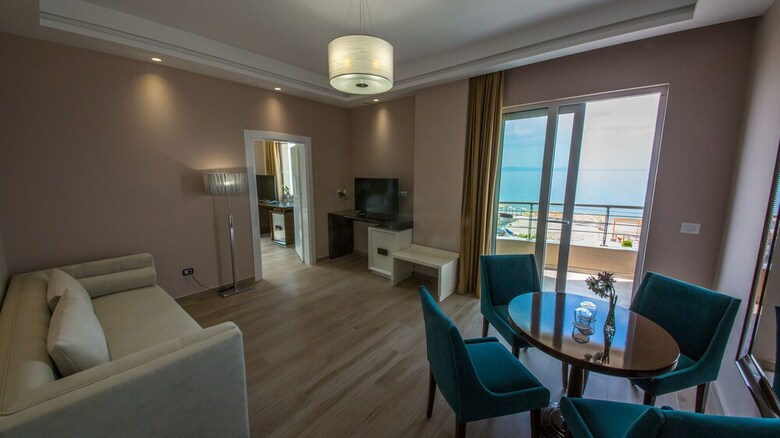 Sole Luna Hotel