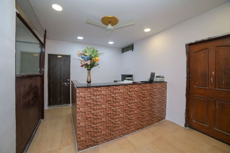 Oyo 29093 Hotel A3 & Restaurant