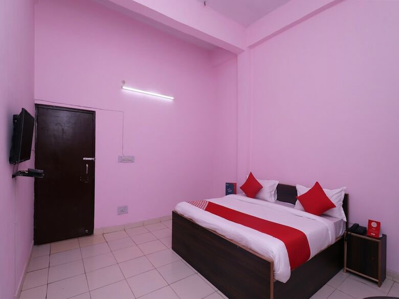 Hotel Spot On 28866 Capital Inn