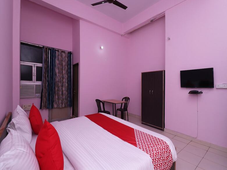 Hotel Spot On 28866 Capital Inn