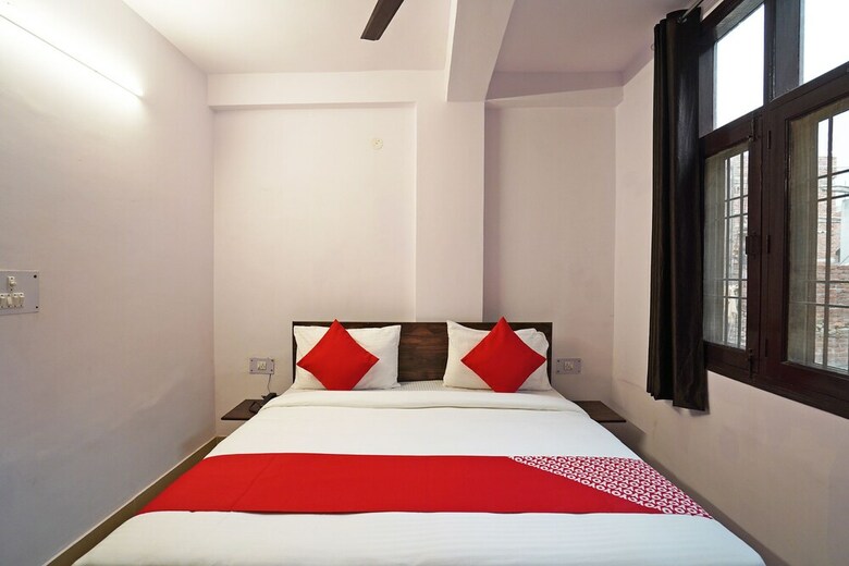 Hotel Spot On 30890 Sector 45 Noida