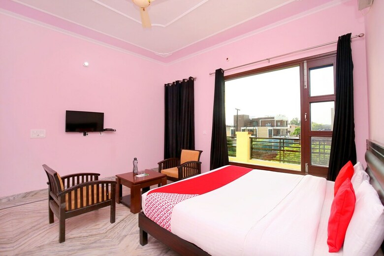 Hotel Oyo 38009 The Sai Villa