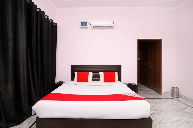 Hotel Oyo 38009 The Sai Villa