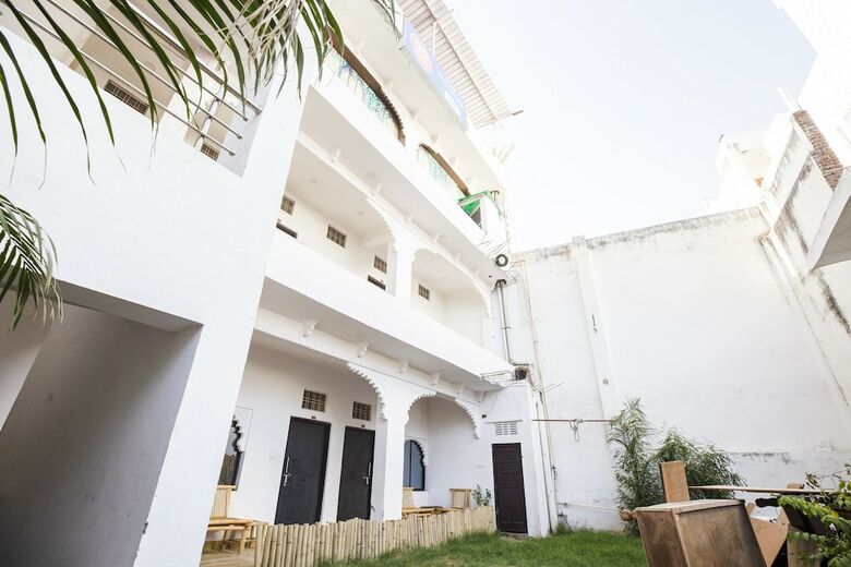 Hotel Oyo 37341 Heritage High
