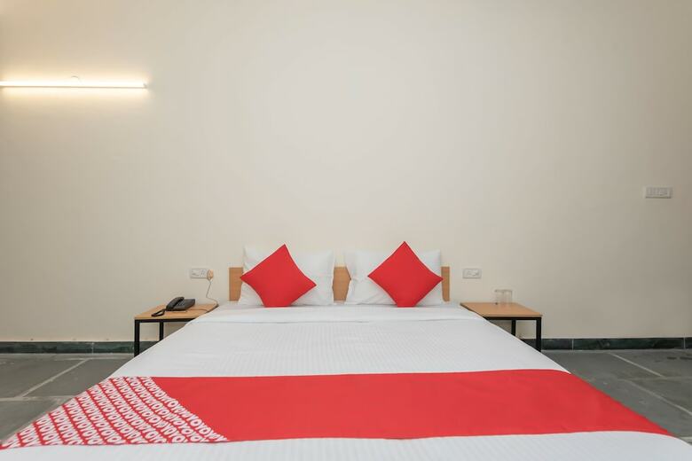 Hotel Oyo Flagship 45264 Opposite Paryavaran Complex Post Office