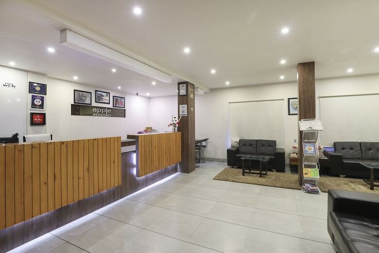 Hotel Capital O 48764 Apple Residency