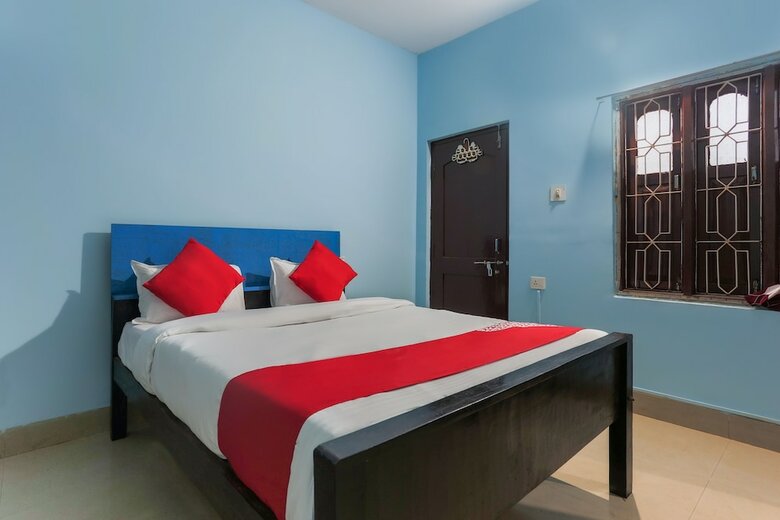 Hotel Oyo 46929 Royal Blues