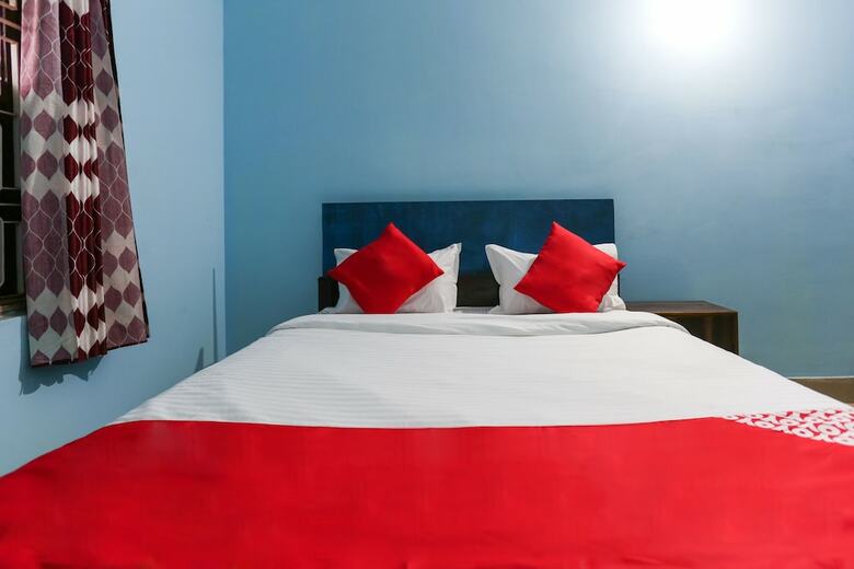Hotel Oyo 46929 Royal Blues