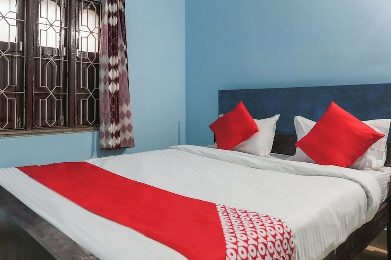 Hotel Oyo 46929 Royal Blues