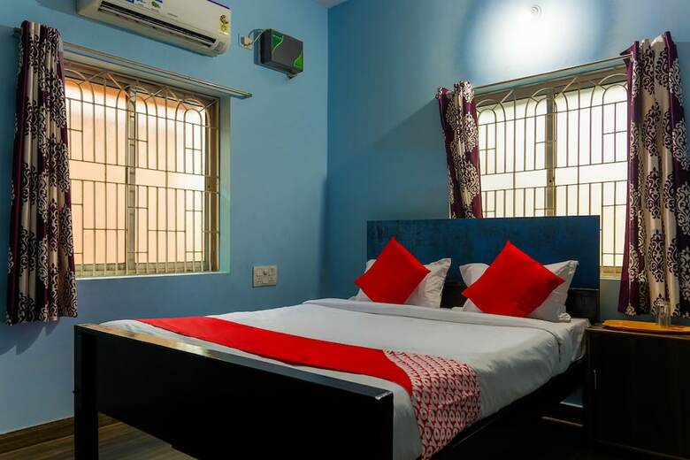 Hotel Oyo 46929 Royal Blues