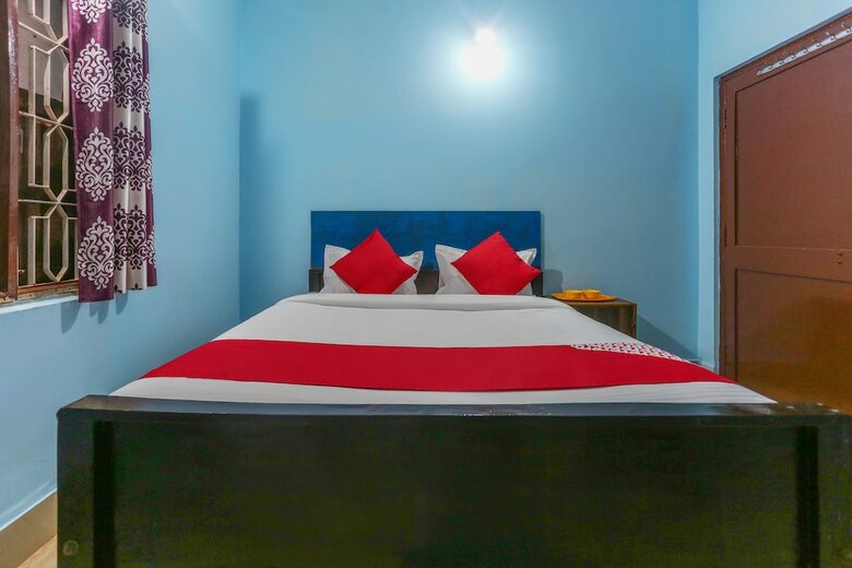 Hotel Oyo 46929 Royal Blues