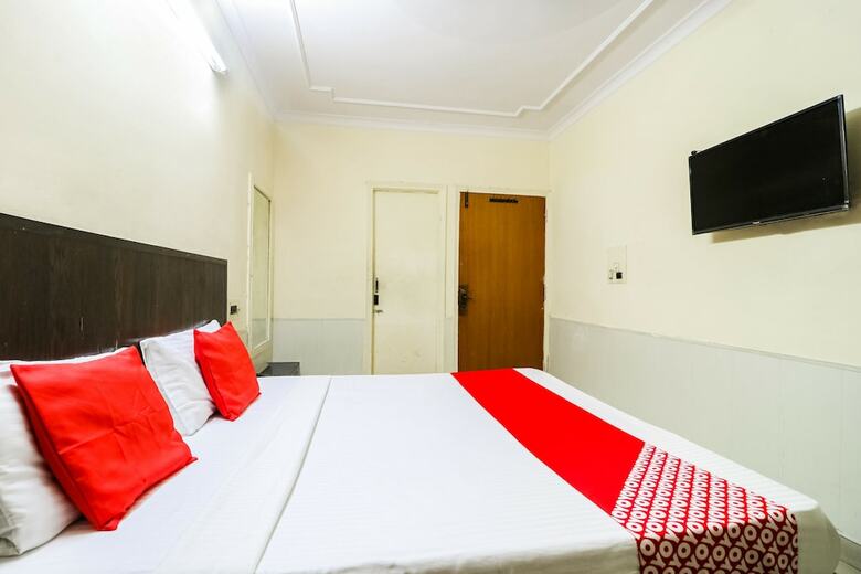 Oyo 46321 Hotel Rising Sun