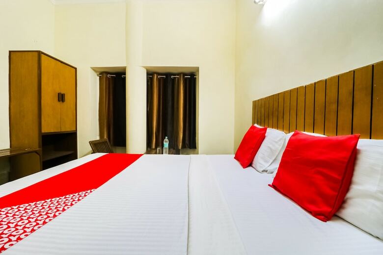 Oyo 46321 Hotel Rising Sun