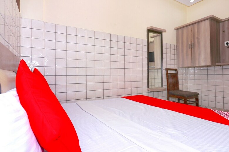 Oyo 37774 Hotel The Great