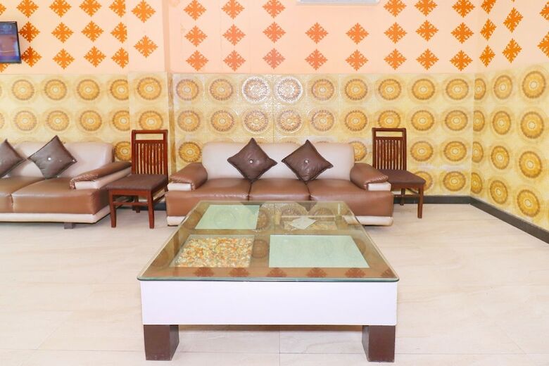 Oyo 37774 Hotel The Great