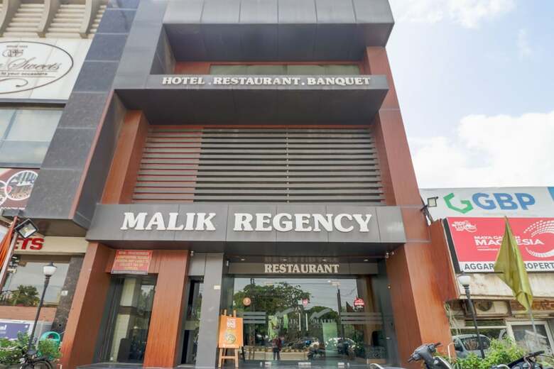 Hotel Oyo 46437 Malik Regency