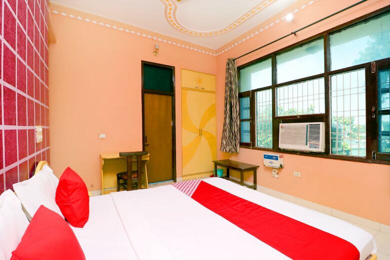 Oyo 42787 Hotel Shahi Mahal