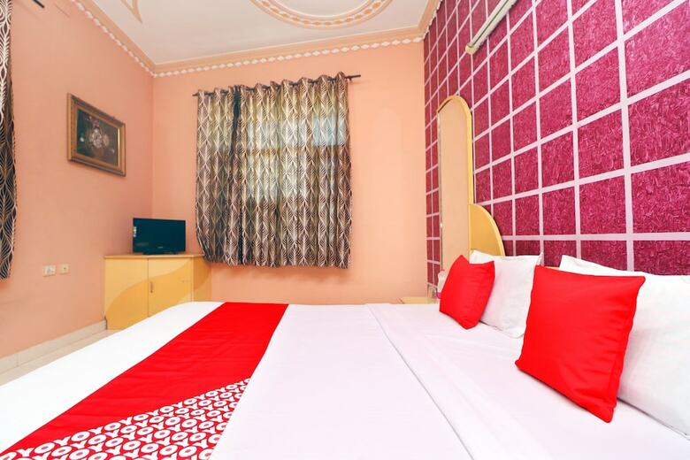 Oyo 42787 Hotel Shahi Mahal