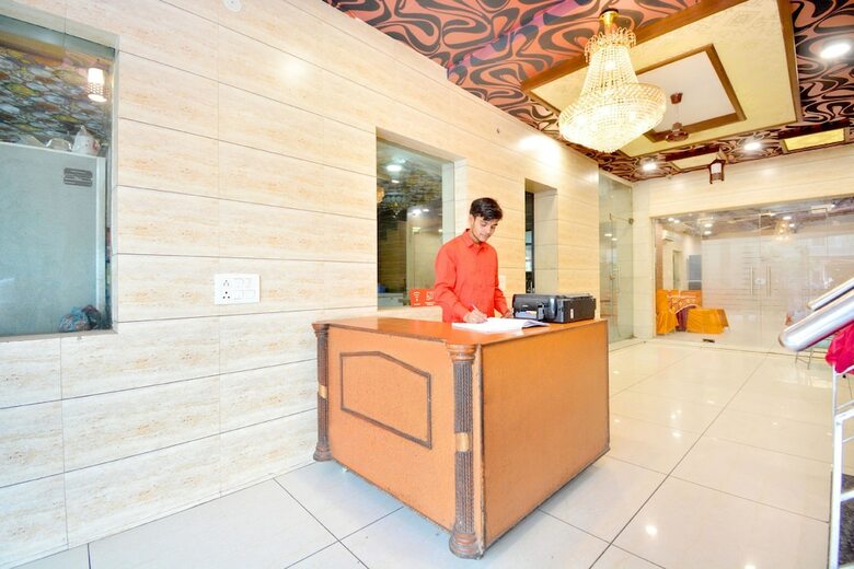 Oyo 41016 Hotel Celebration Inn