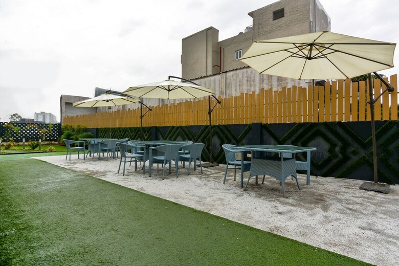Oyo 46208 Hotel Park Land
