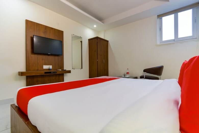 Oyo 46208 Hotel Park Land