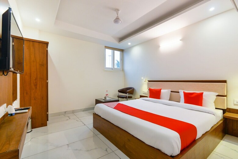 Oyo 46208 Hotel Park Land