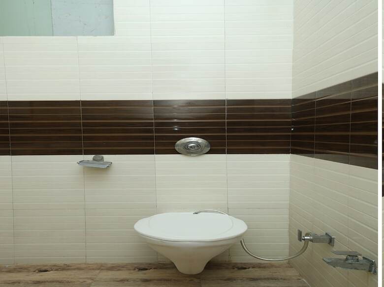 Oyo 40458 Hotel Deep Palace