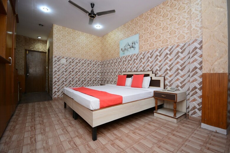 Hotel Oyo 36280 Vijay Resorts