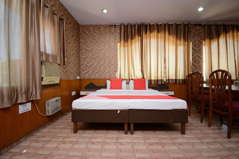 Hotel Oyo 36280 Vijay Resorts