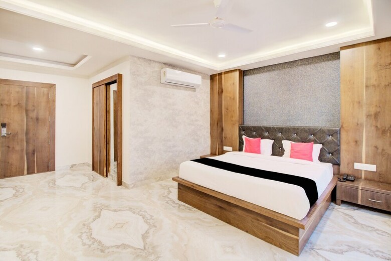 Capital O 44207 Hotel Krishnaraj