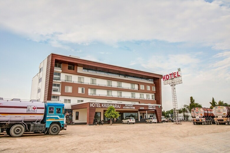 Capital O 44207 Hotel Krishnaraj