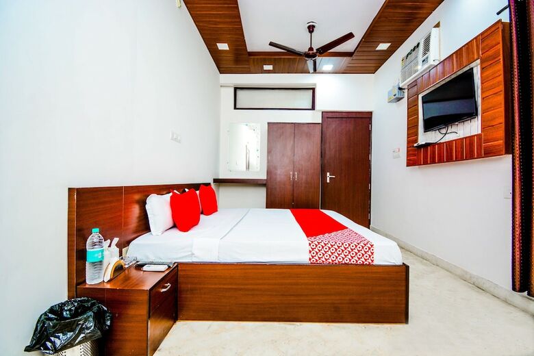 Oyo 36683 Hotel Mubarak