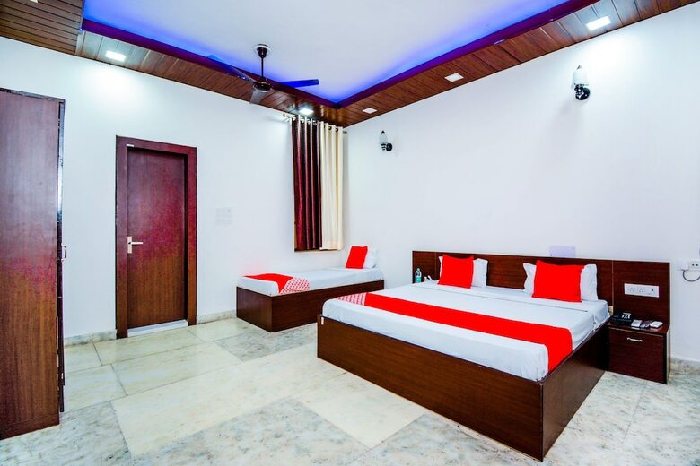 Oyo 36683 Hotel Mubarak