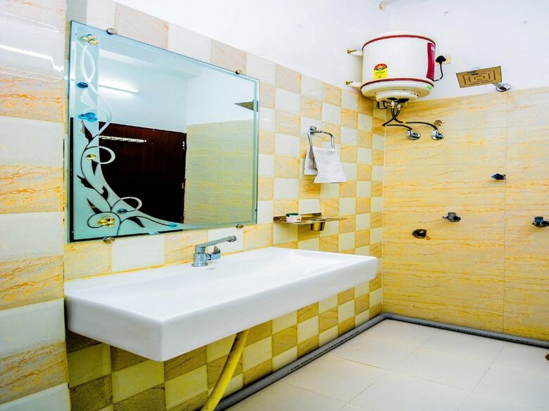 Oyo 36683 Hotel Mubarak