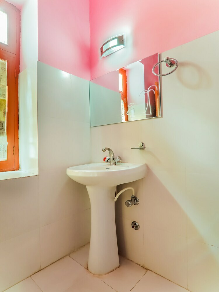 Hotel Oyo 44993 Choszin Guest House
