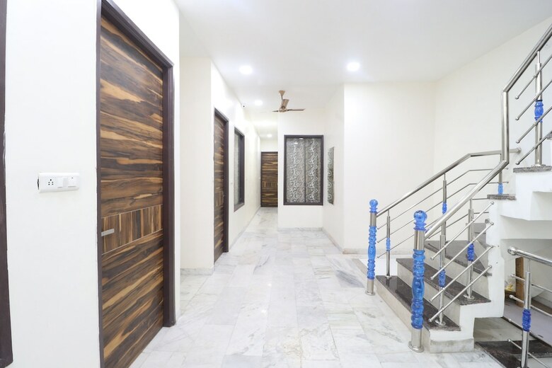 Oyo 39638 Hotel Indigo