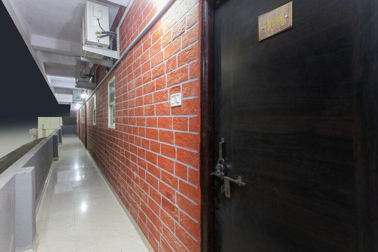 Hotel Oyo 19851 Sidheshwar Inn