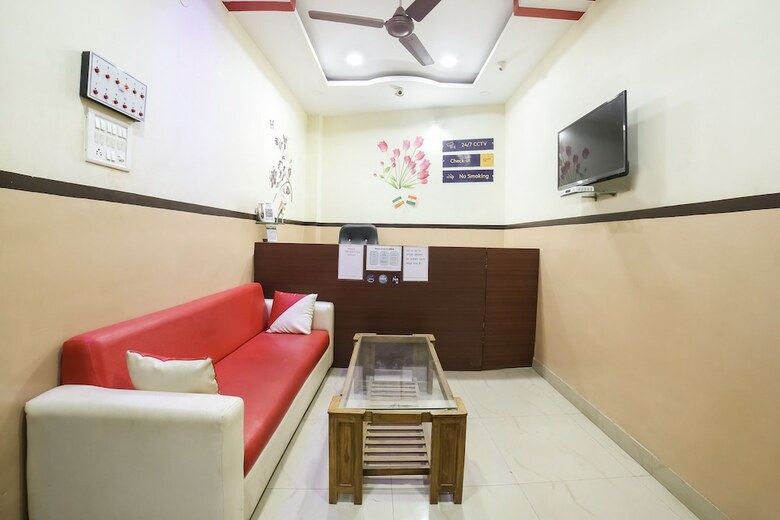 Hotel Spot On 45291 Bharat Lodge