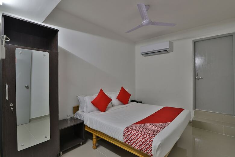 Hotel Oyo Flagship  24008 Himalaya