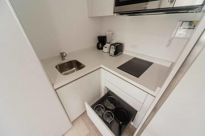 One Paralia Condo Boutique