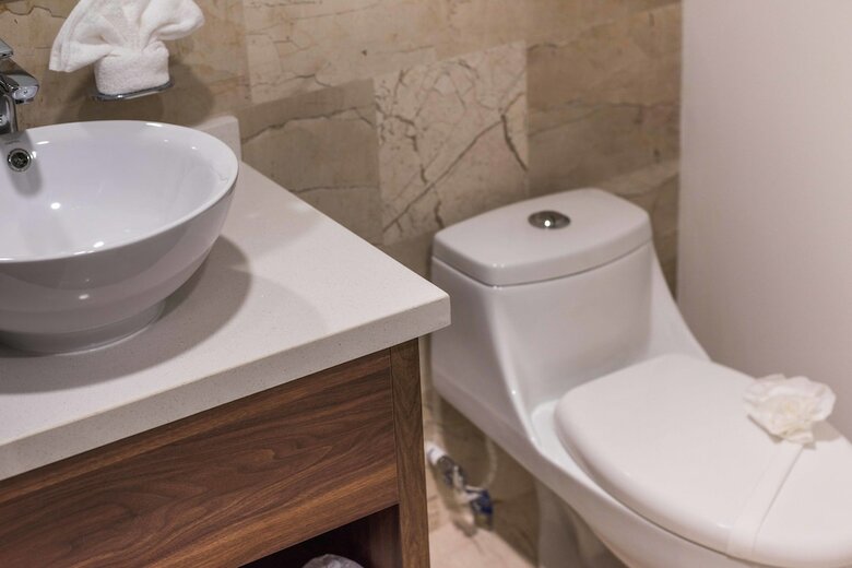 One Paralia Condo Boutique