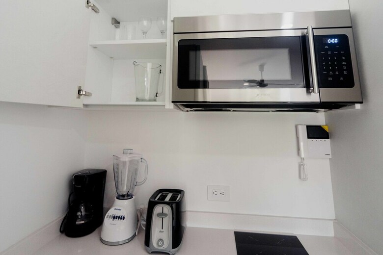 One Paralia Condo Boutique