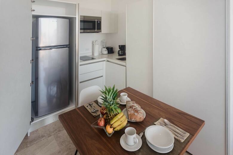 One Paralia Condo Boutique