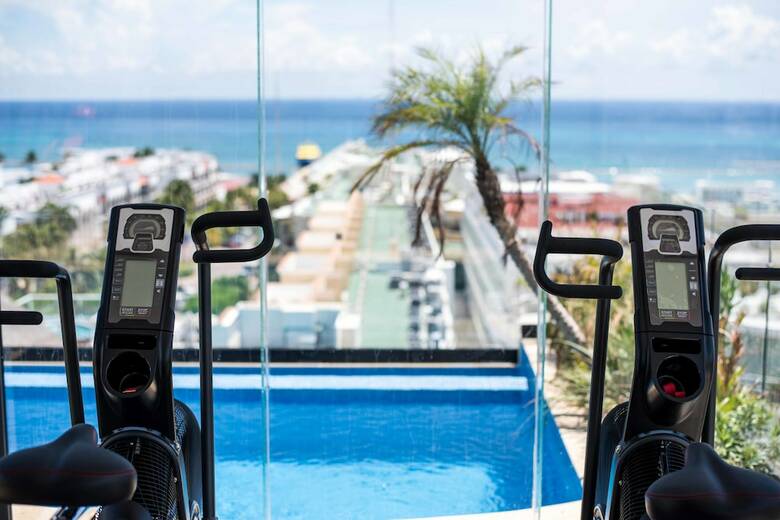 One Paralia Condo Boutique