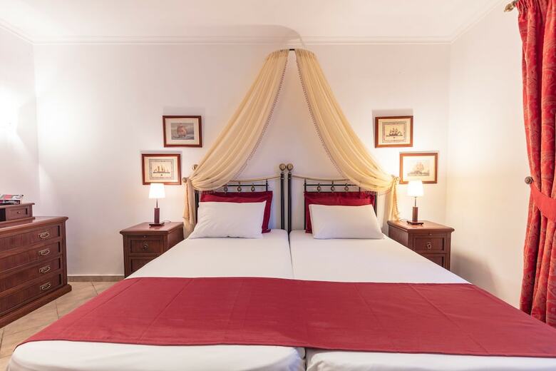 Aktaion Beach Hotel