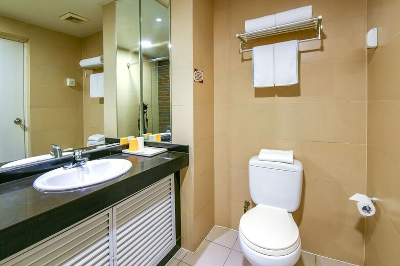 Jingcheng Business Hotel