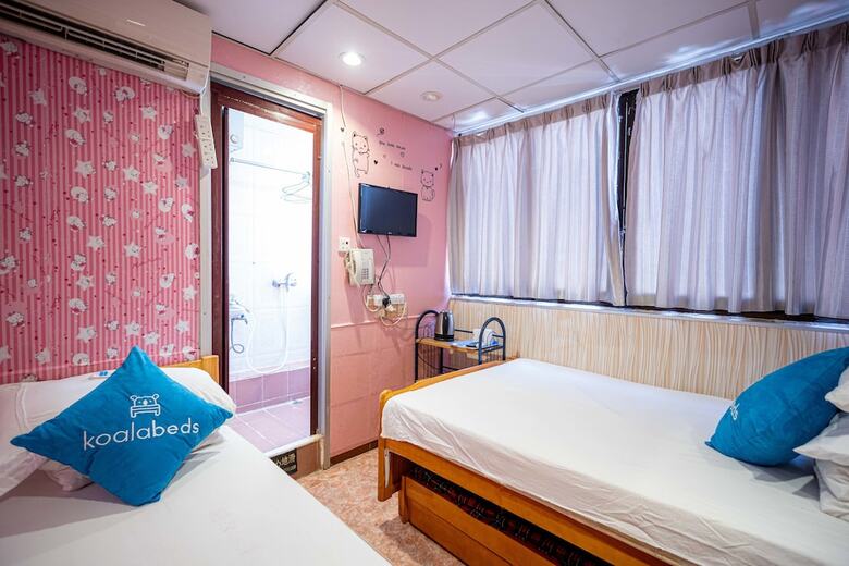 Hotel Lucky Hostel (Managed By Koalabeds Group)