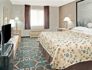 Motel Super 8 Walnut